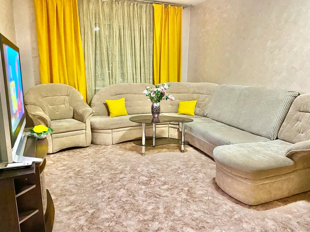 Уютная и яркая квартира