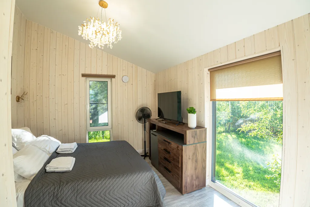 Новый Дом с видом на лес