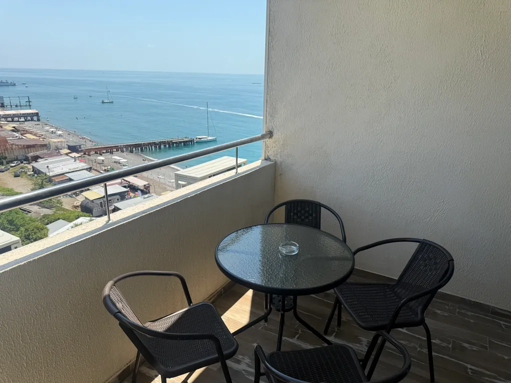 Квартира Двухкомнатная квартира Красивые глазки — Лазаревское