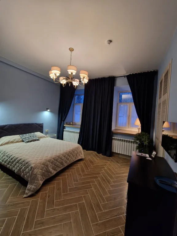 Квартира в центре в доме с историей — аренда посуточно в Торжок