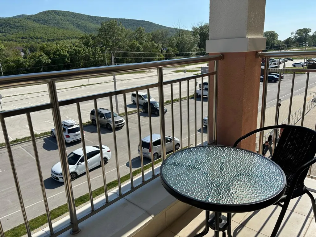 275 Однокомнатная с бассейном на 4 человека