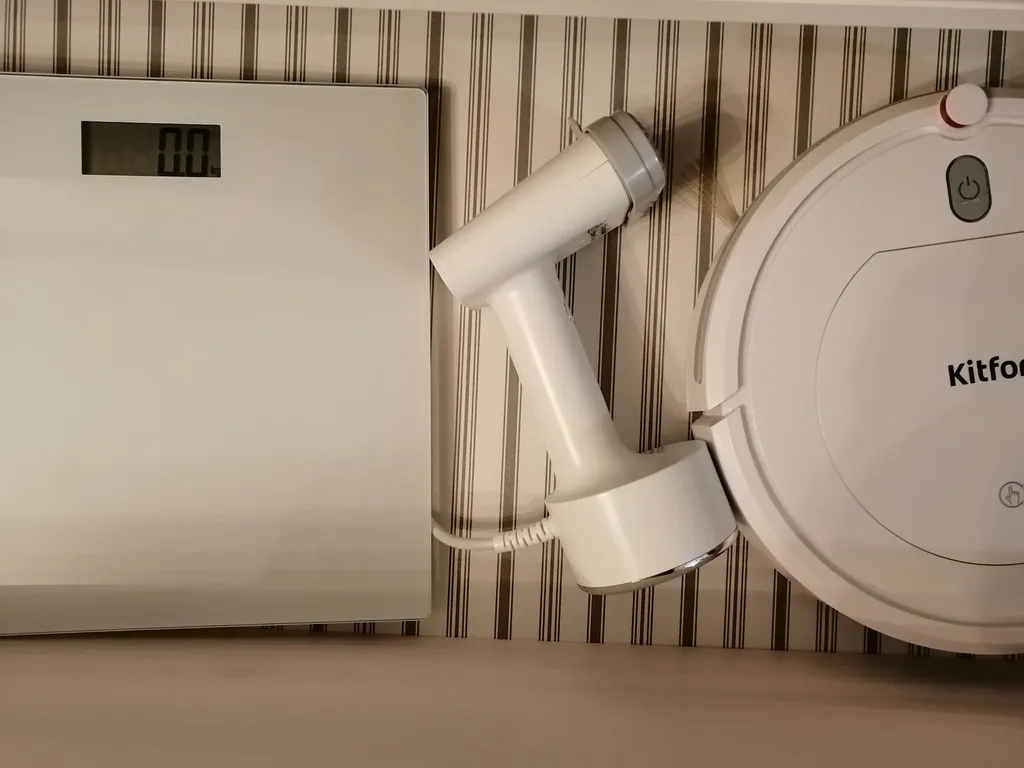 Студия с видом на город