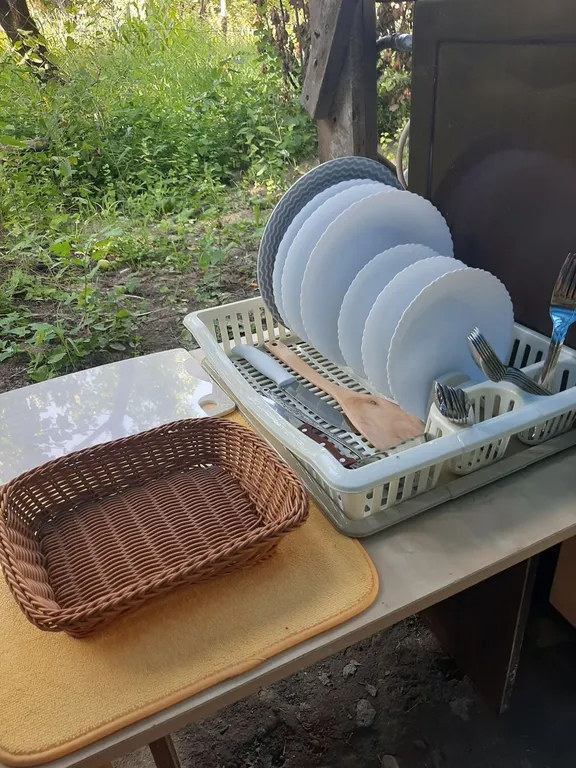 Коттедж Дом в саду Дорголи — Чирката