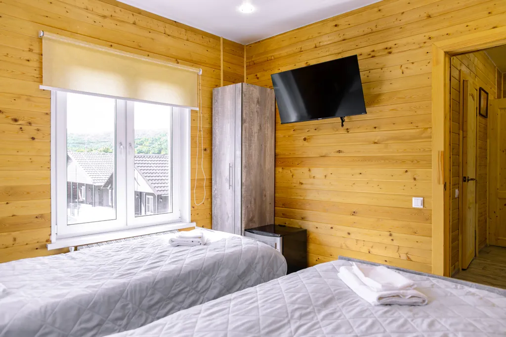 Коттедж в 10 минутах езды от города