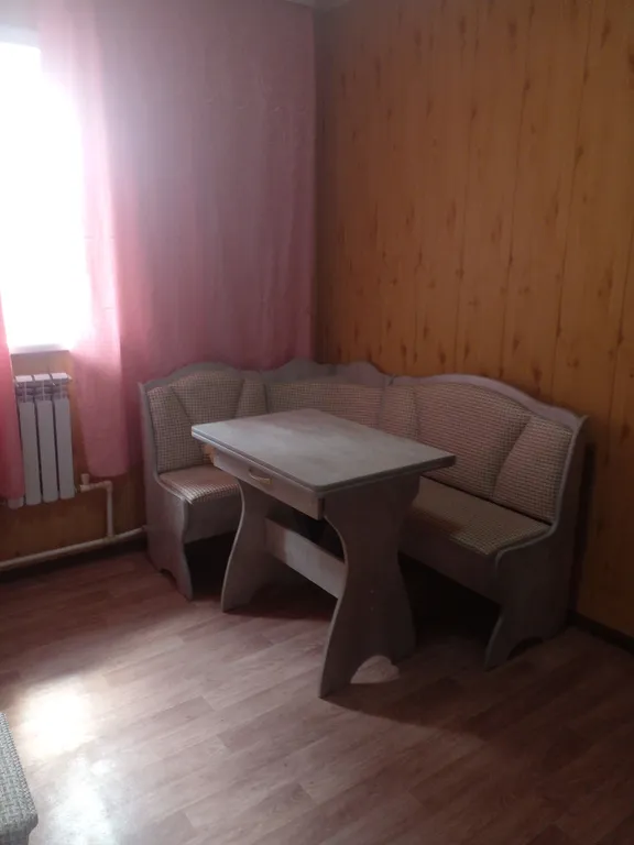 Дом с отдельным входом, мангальной зоной, парковкой на 2 авто