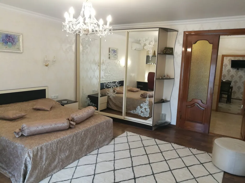 2-к сталинка в центре у набережной