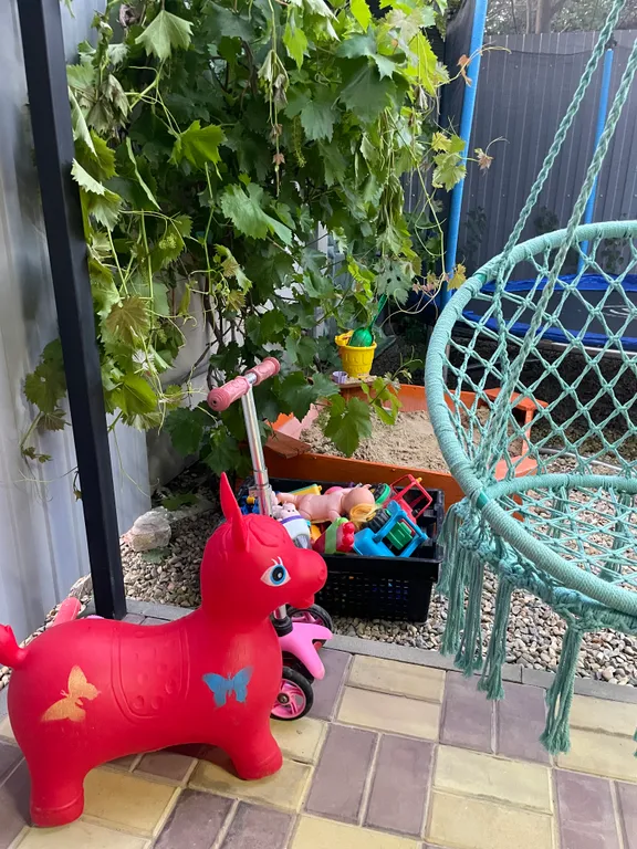 Уютная часть дома у моря