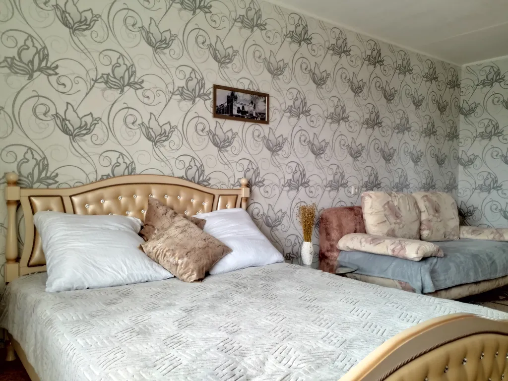 Квартира с шикарной кроватью