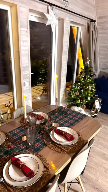 Афрейм на берегу озера Селигер с банным чаном