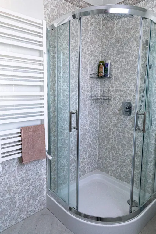 Фиола на холме