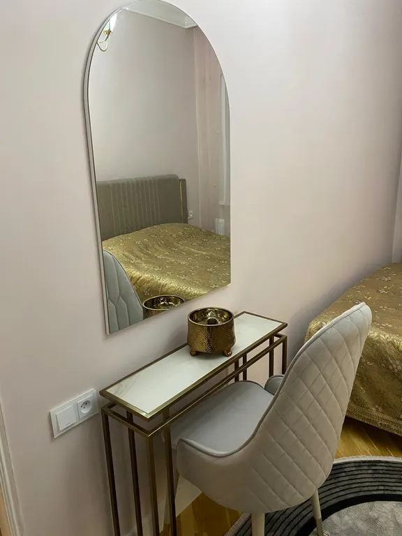 Комфортабельная 3-комнатная квартира, рядом с гостиницей «Владикавказ»