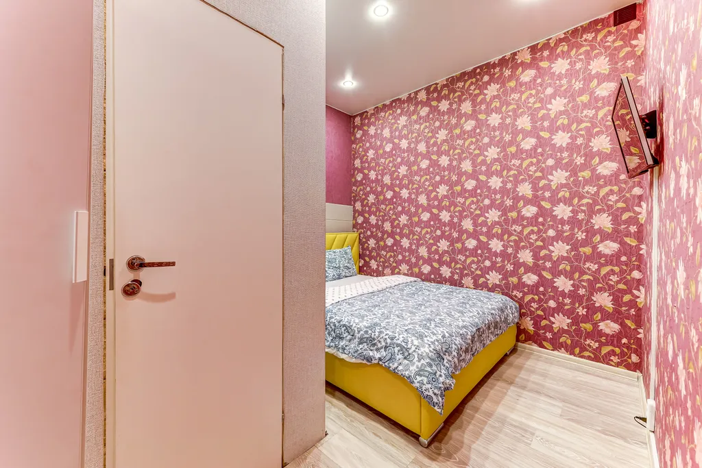 Hermitage View BR Apartment