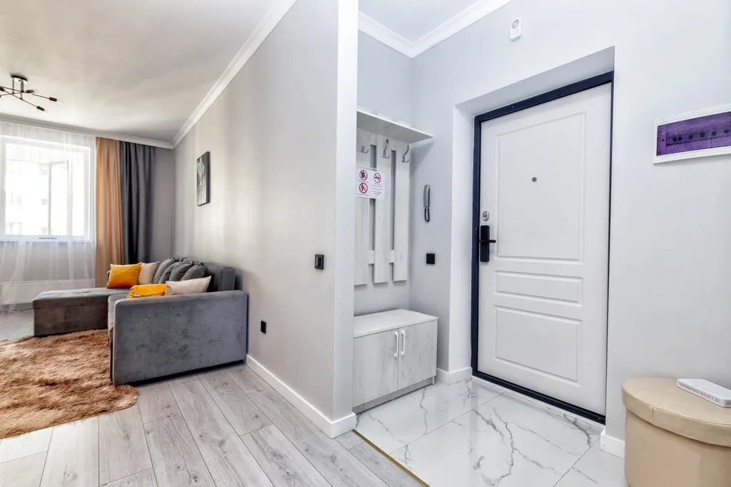 Двухкомнатная квартира возле Экспо, Ботанического сада