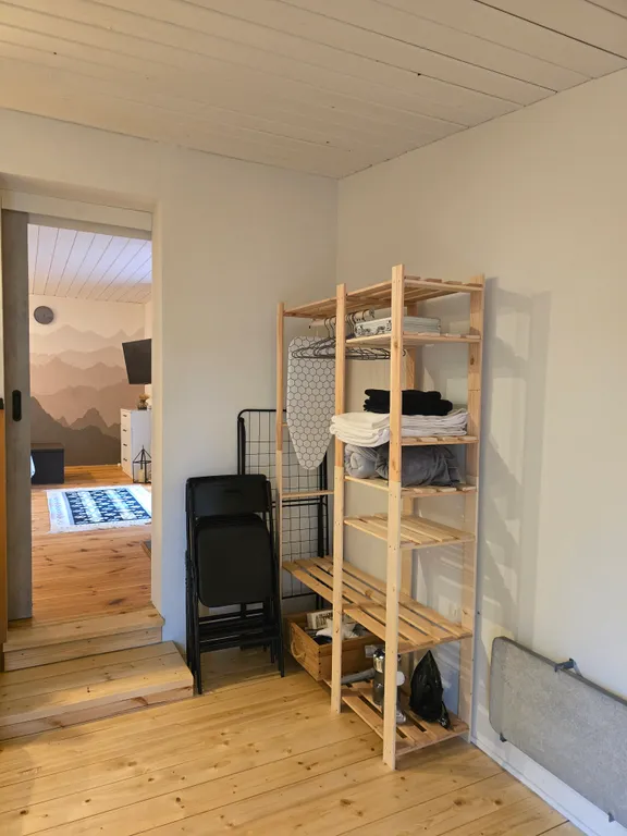 Домик в сосновом лесу