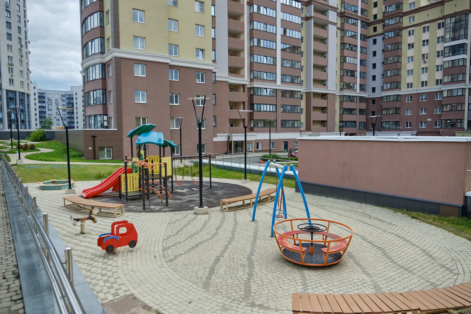 Фото