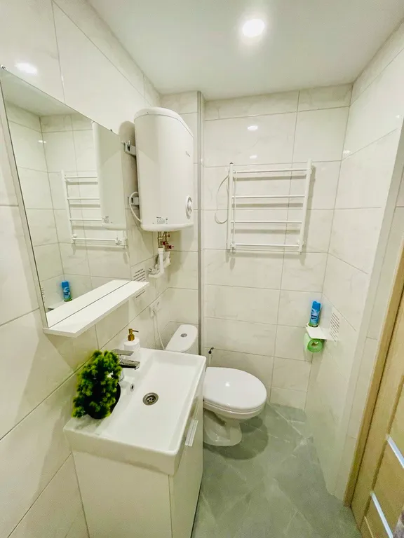 Студия в центре города, рядом с фонтаном