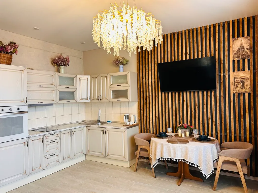 Квартира в центре с видом на горы и горнолыжную трассу — аренда посуточно в Горно-Алтайск