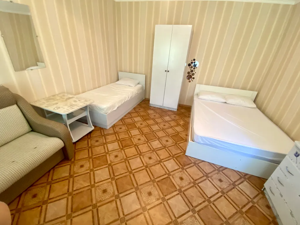 Квартира Комната — аренда посуточно в Лоо