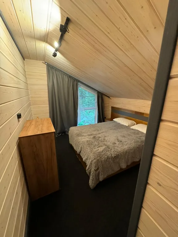 Барн хаус с видом на лес и горы