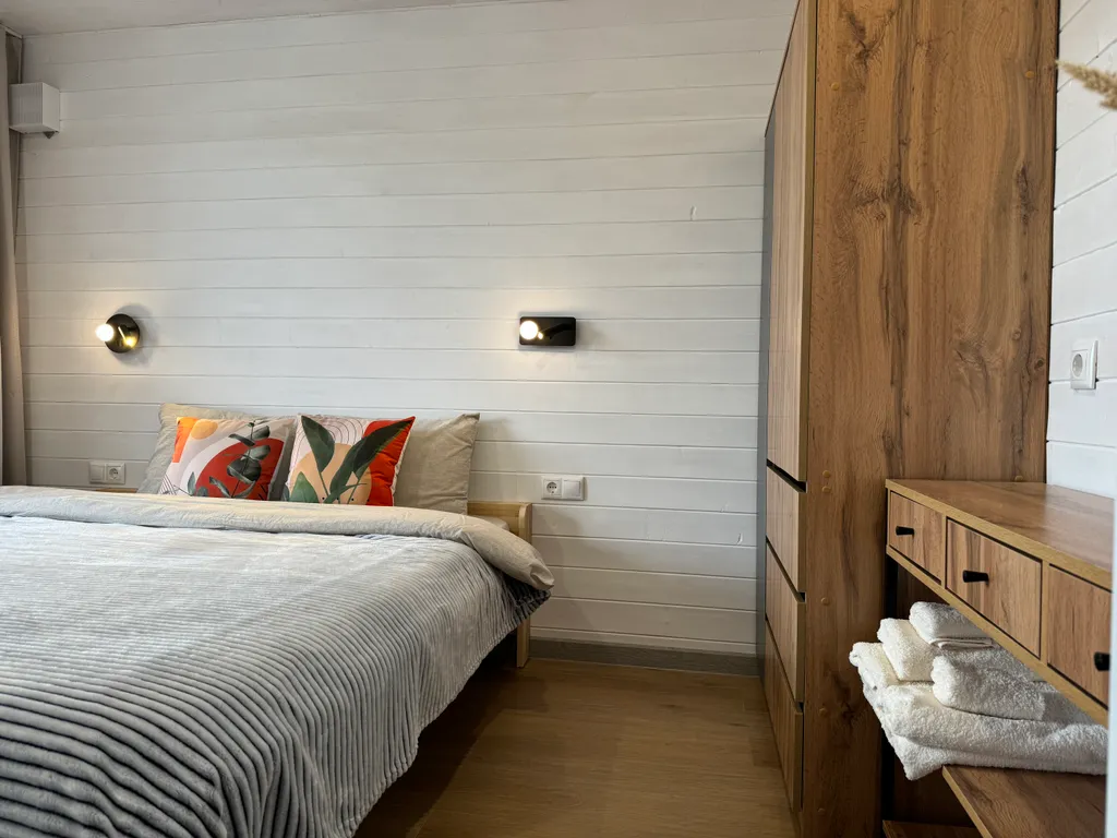 Дом с видом на луга и горы