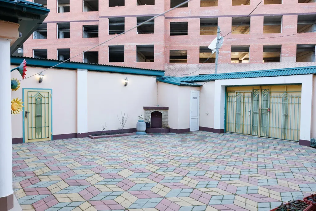 Апартаменты с двором в районе Кемпинг