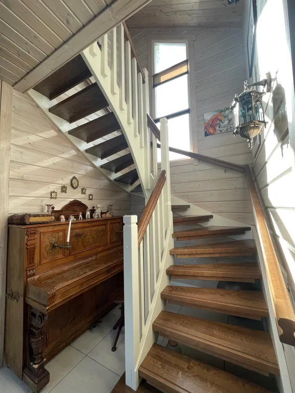 Уютный и комфортный деревянный дом