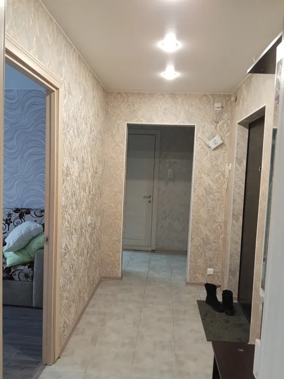 Двухкомнатная квартира в новостройке, рядом центр города