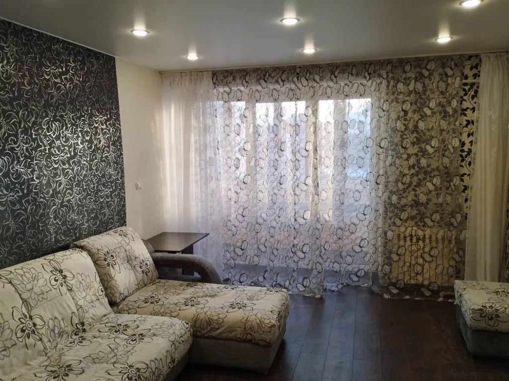 Квартира На Ленинградской у Золотого Ключика — аренда посуточно в Вологда