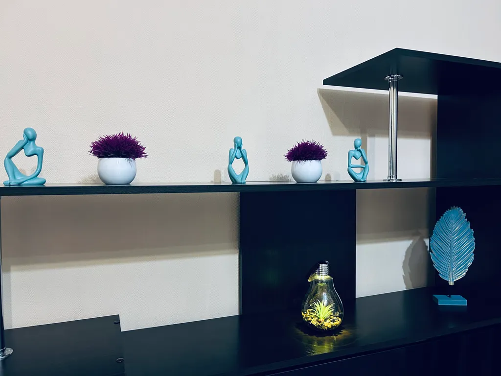 Евро двушка возле леса