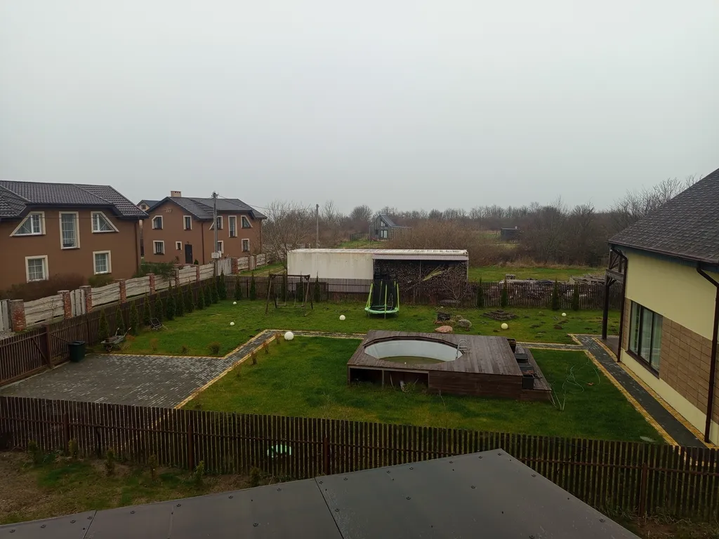 Живописный дом на побережье Балтийского моря