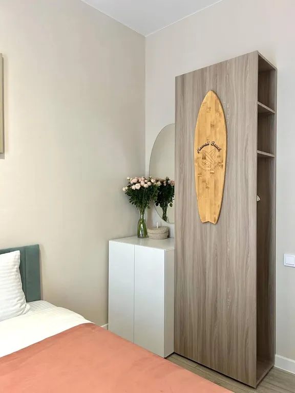 Квартира Апартаменты "AzurGarden" — Варваровка