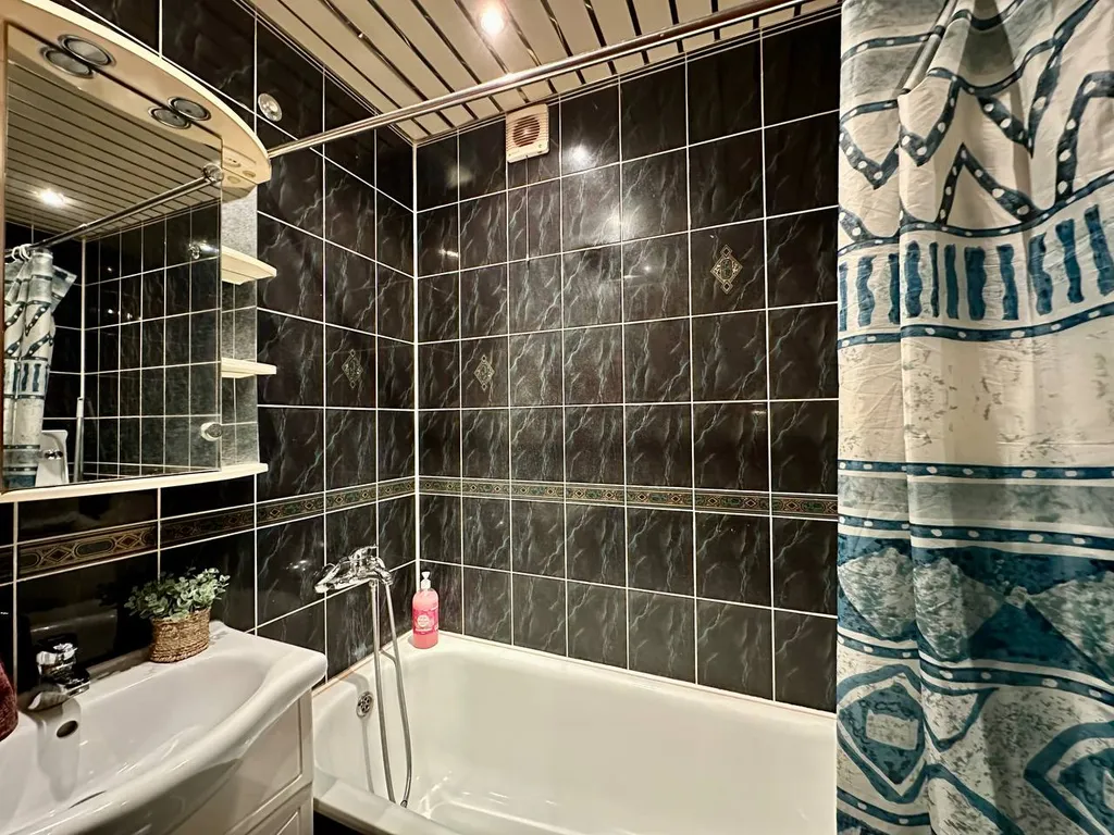 2х комнатная квартира рядом с м5