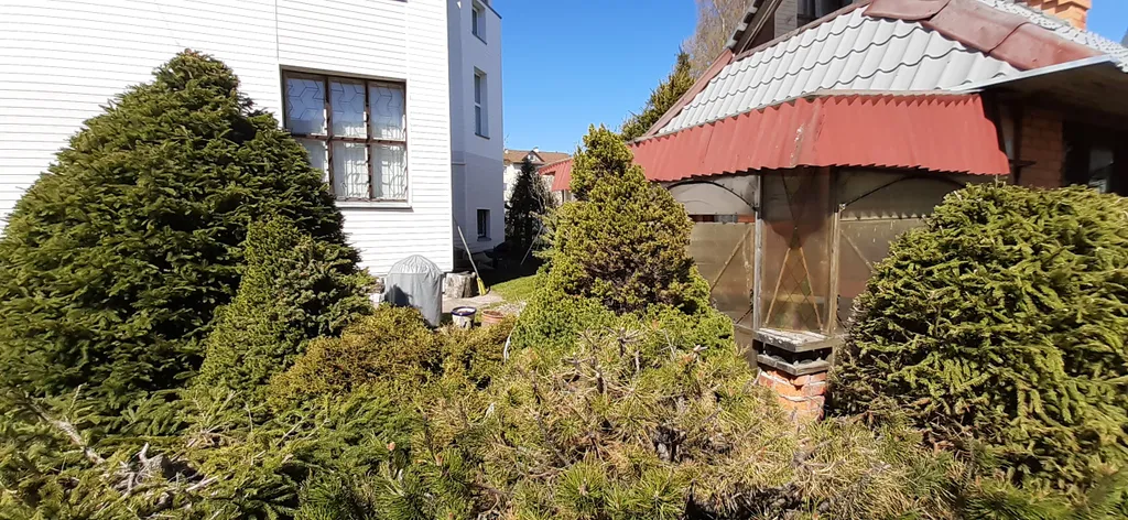 Стильный просторный таун-хаус, с сауной и гриль домиком на лужайке