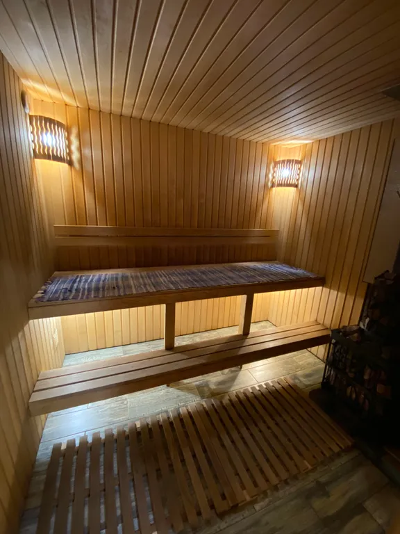 Домик с русской баней на дровах + сибирский банный чан