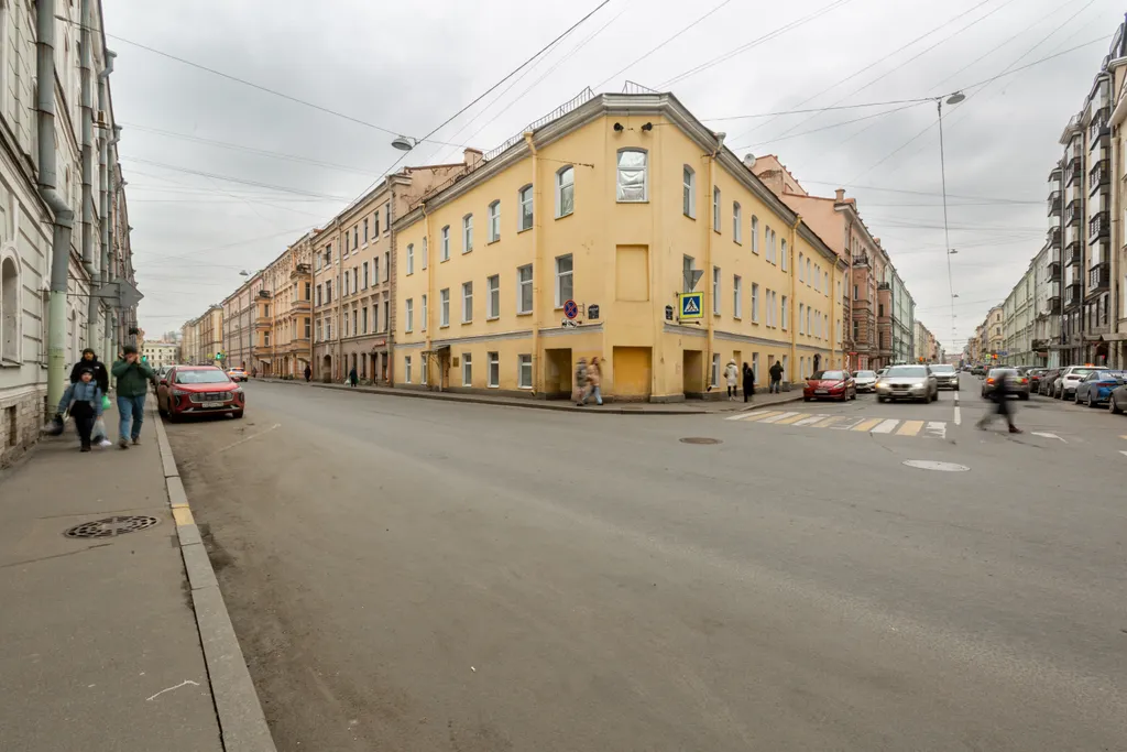 Атмосферные апартаменты в доходном доме на набережной канала Грибоедов