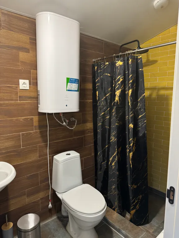 Квартира Комната с панорамными окнами с видом на горы — Шерегеш