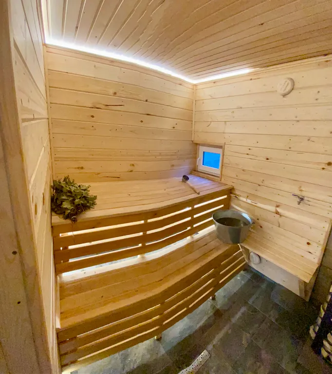 Домик Рокс с баней, банным чаном и чашей для купания