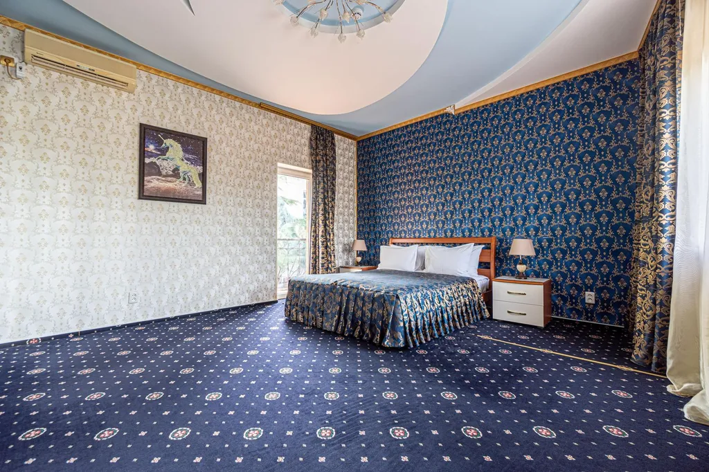 Двухкомнатный Люкс 106 с камином и балконом