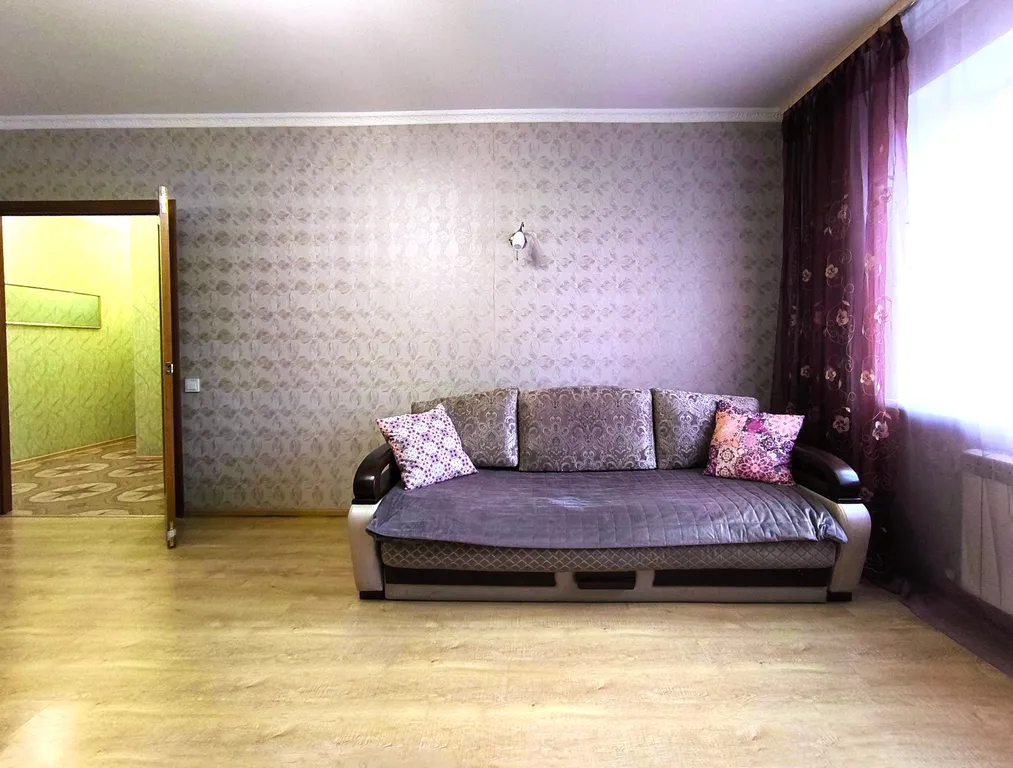 Просторная двухкомнатная квартира с балконом