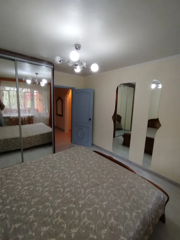 Большая трех комнатная квартира