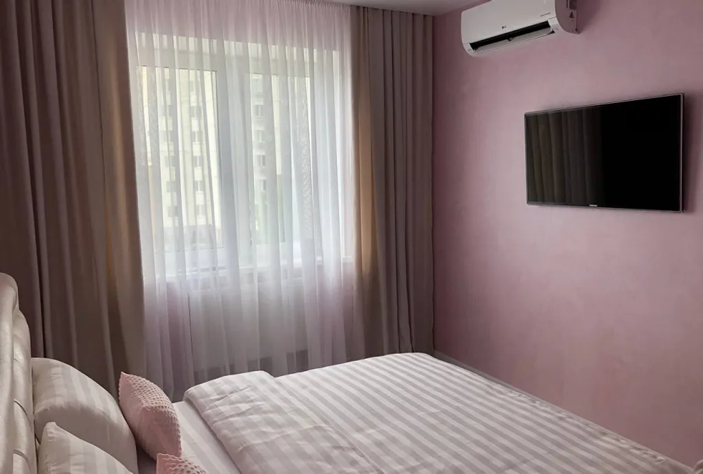 Комфортабельные 2-комнатные апартаменты на Социалистической