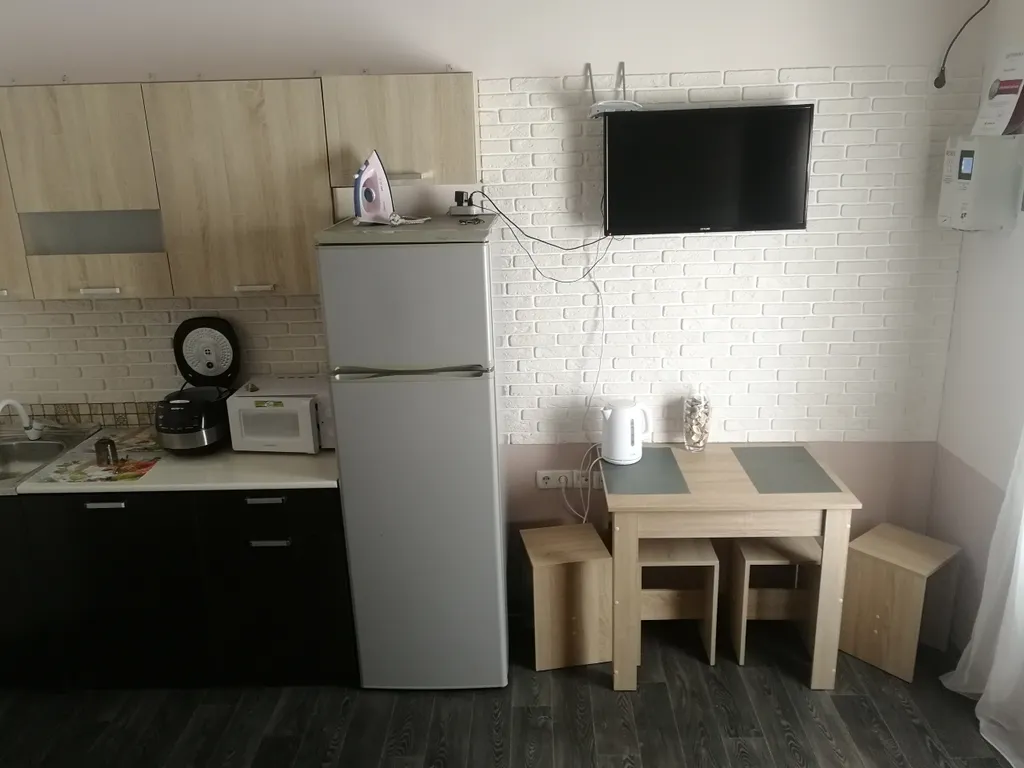 Уютный трёхместный номер на берегу моря