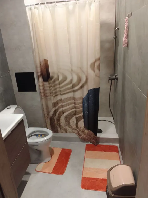 Номер на 4 чел двухкомнатный (возможно доп место)