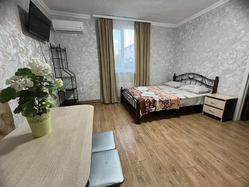 Квартира 2-комнатная Квартира — Адлер