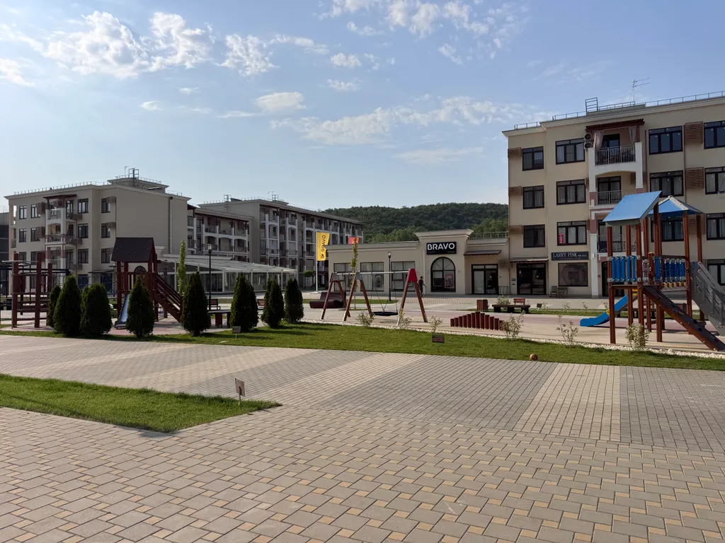 Однокомнатная с видом на горы