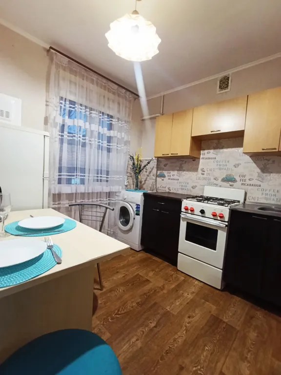 Уютная однокомнатная квартира в центре Ильичевского района.