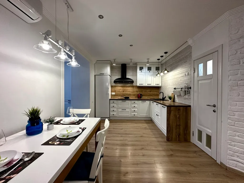 3-комнатная квартира на Черепановых, 2А