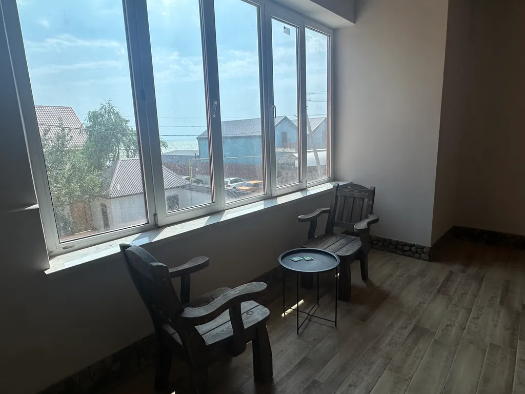 Дом-веранда у моря