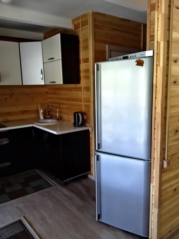 Дом для семьи с детьми с видом на озеро и горы