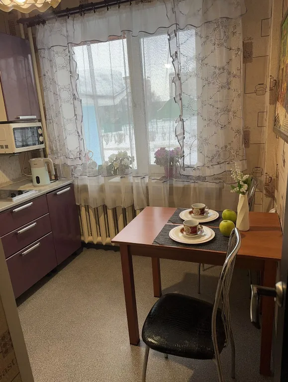 Семейная, тихая, тёплая квартира рядом с ЖД вокзалом